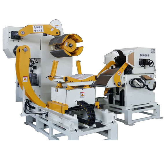 600三合一伺服送料機(0.5-4.5mm)