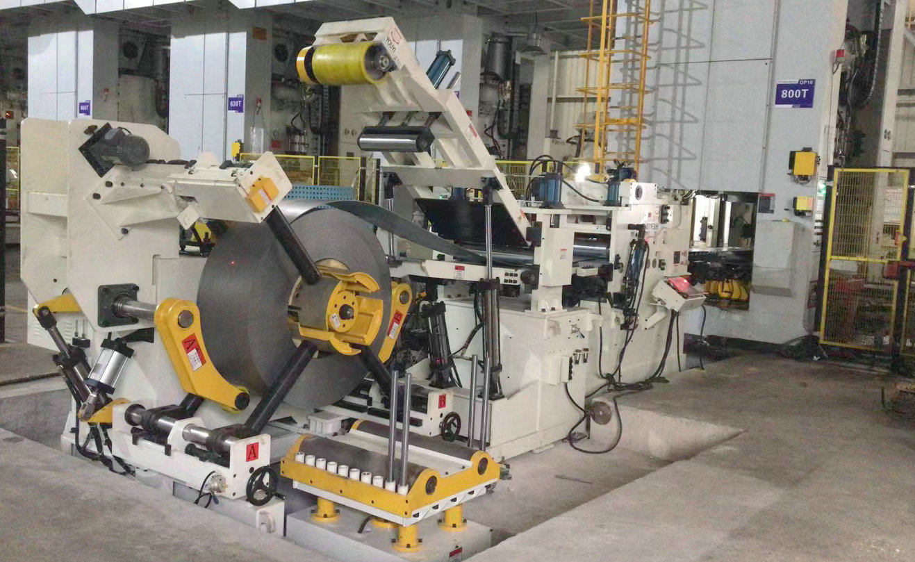 超厚板三合一送料機(jī)：核心原理、優(yōu)勢與沖壓應(yīng)用指南